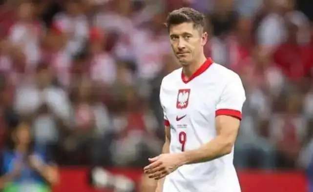 开元网站入口 - 莱万多夫斯基遭遇五连败，巴塞罗那教练面临压力！